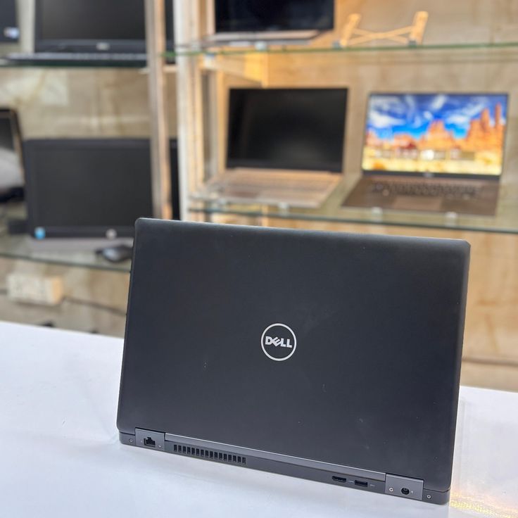 Dell Latitude 7450